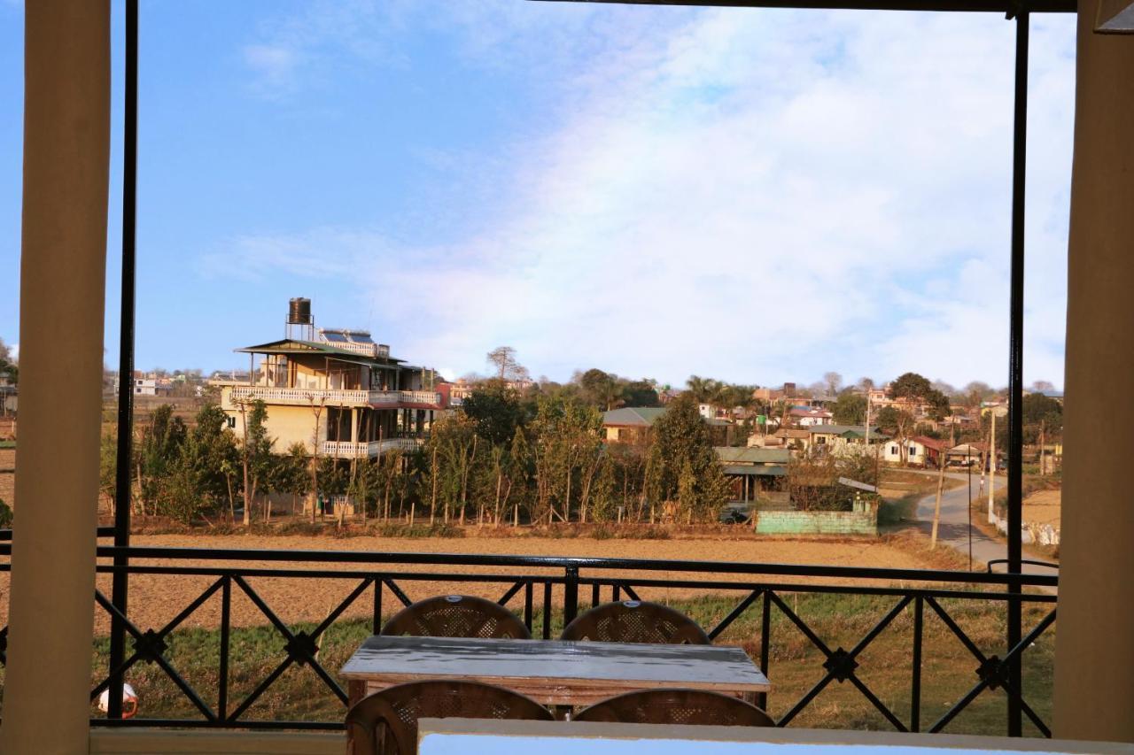 Hotel National Park Sauraha- Homely Stay And Peaceful Location With Jungle Safari Arrangements Экстерьер фото