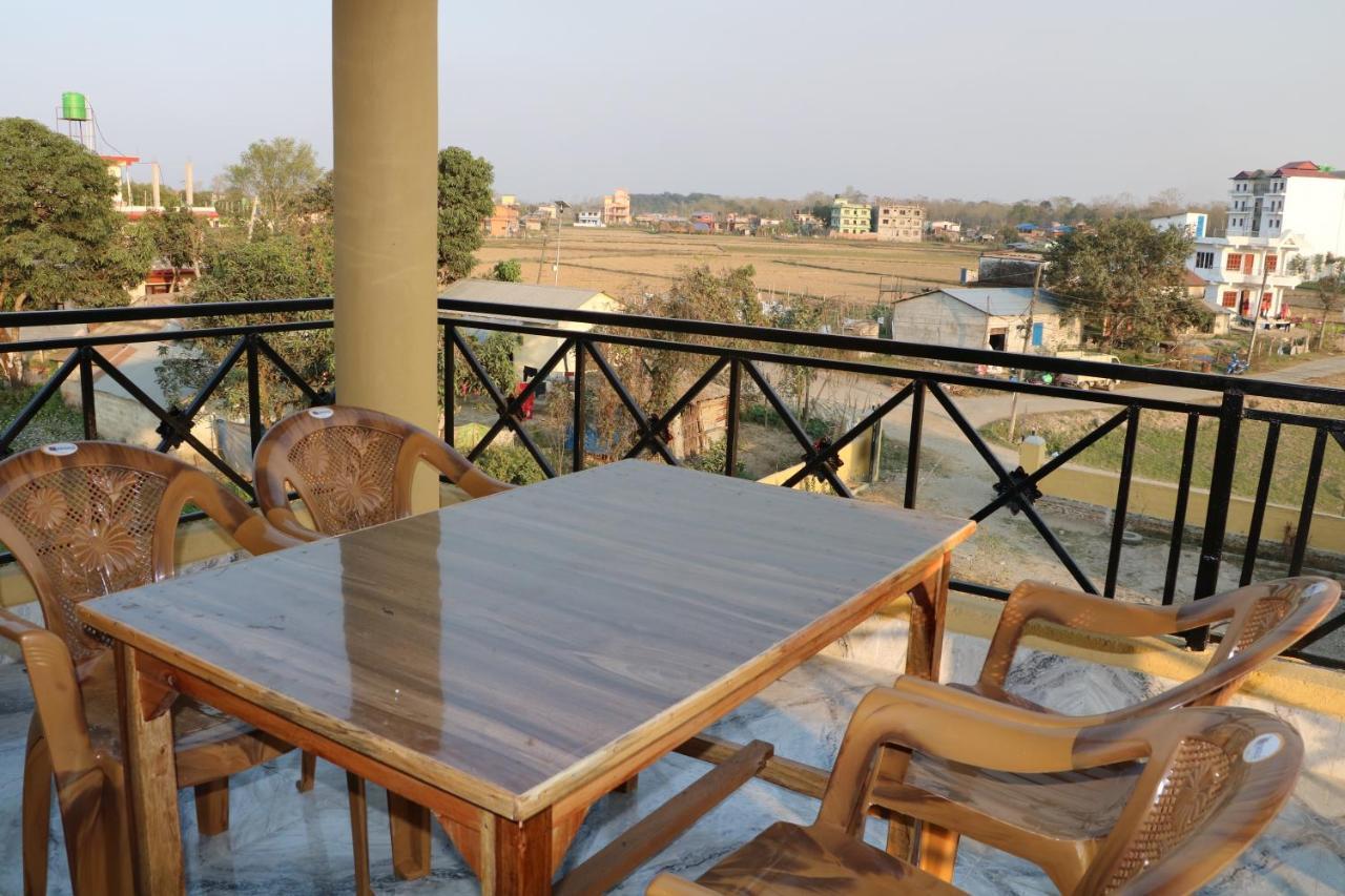 Hotel National Park Sauraha- Homely Stay And Peaceful Location With Jungle Safari Arrangements Экстерьер фото