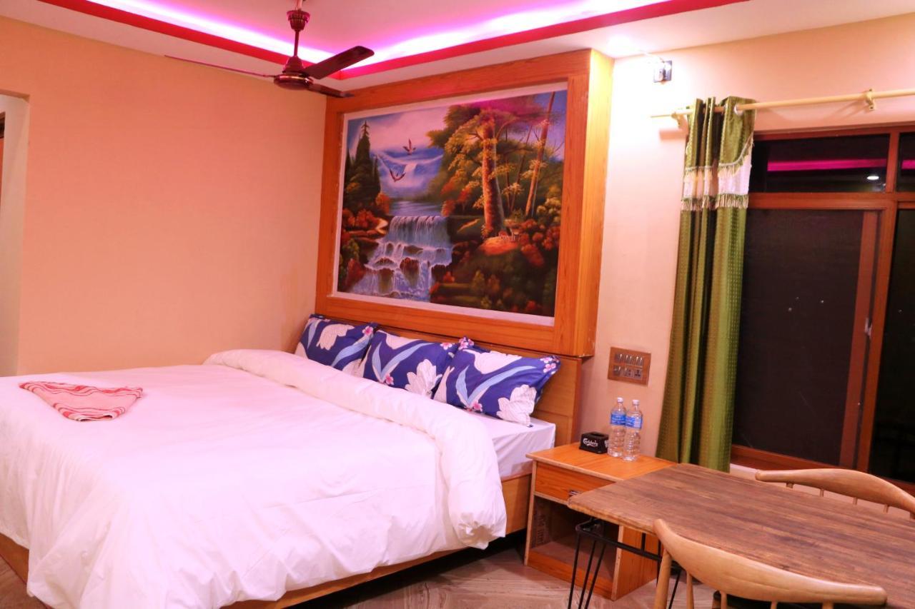 Hotel National Park Sauraha- Homely Stay And Peaceful Location With Jungle Safari Arrangements Экстерьер фото