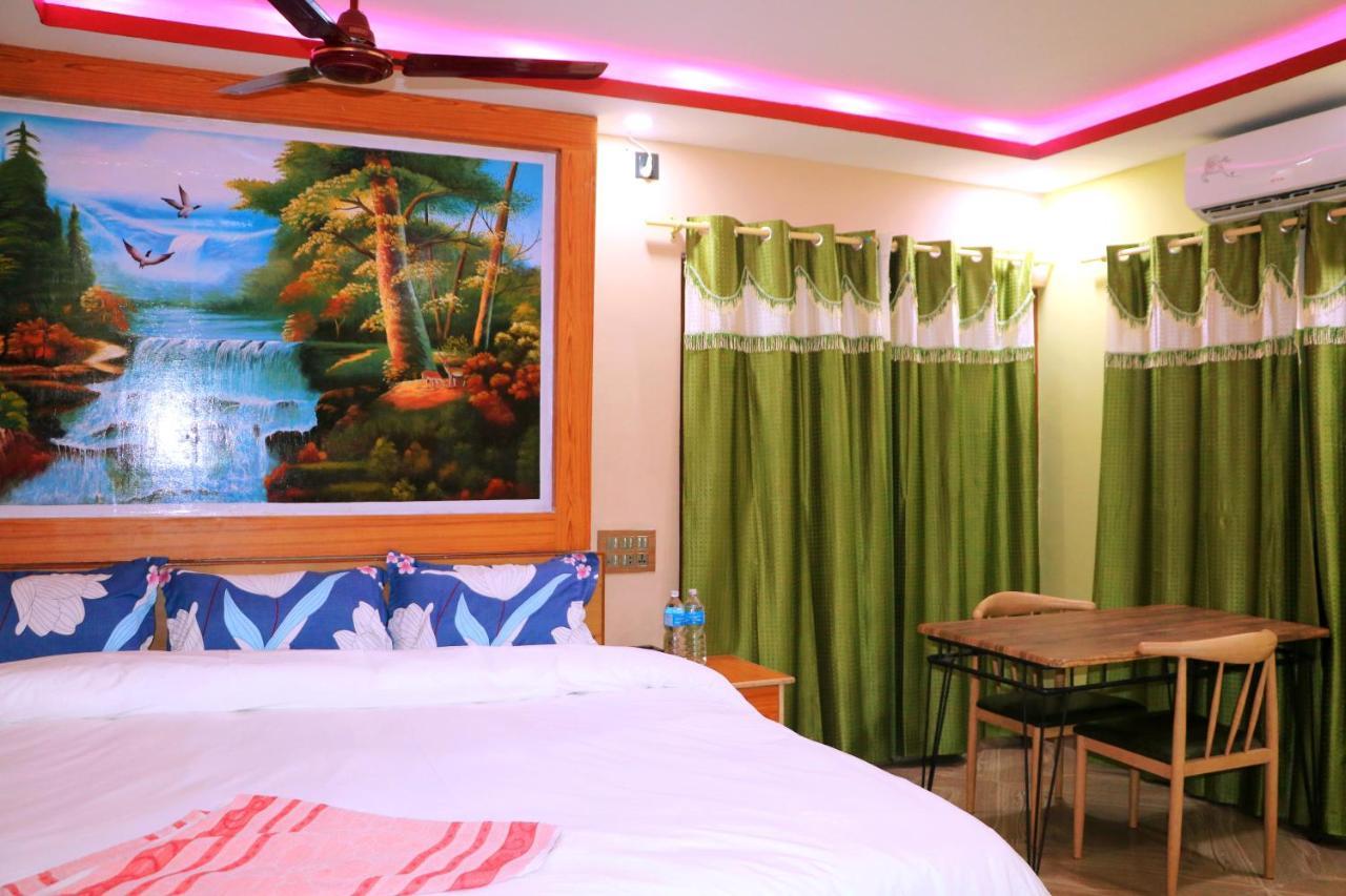 Hotel National Park Sauraha- Homely Stay And Peaceful Location With Jungle Safari Arrangements Экстерьер фото