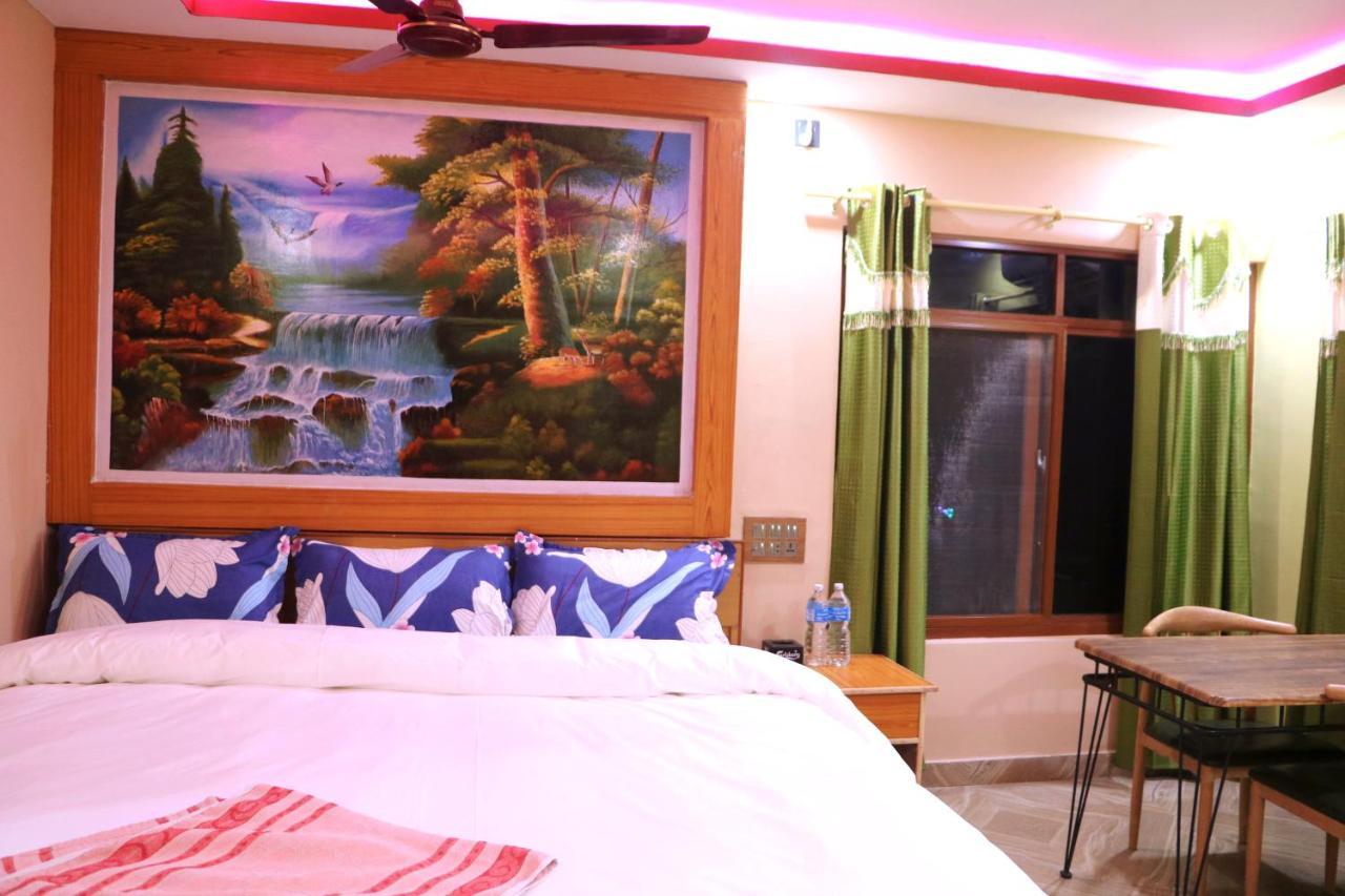 Hotel National Park Sauraha- Homely Stay And Peaceful Location With Jungle Safari Arrangements Экстерьер фото