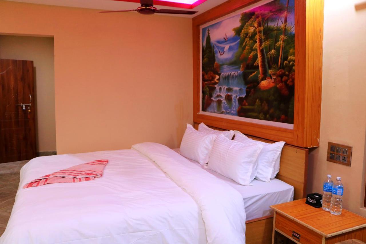 Hotel National Park Sauraha- Homely Stay And Peaceful Location With Jungle Safari Arrangements Экстерьер фото