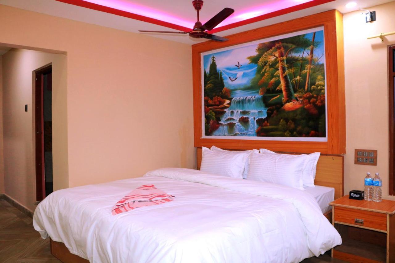 Hotel National Park Sauraha- Homely Stay And Peaceful Location With Jungle Safari Arrangements Экстерьер фото